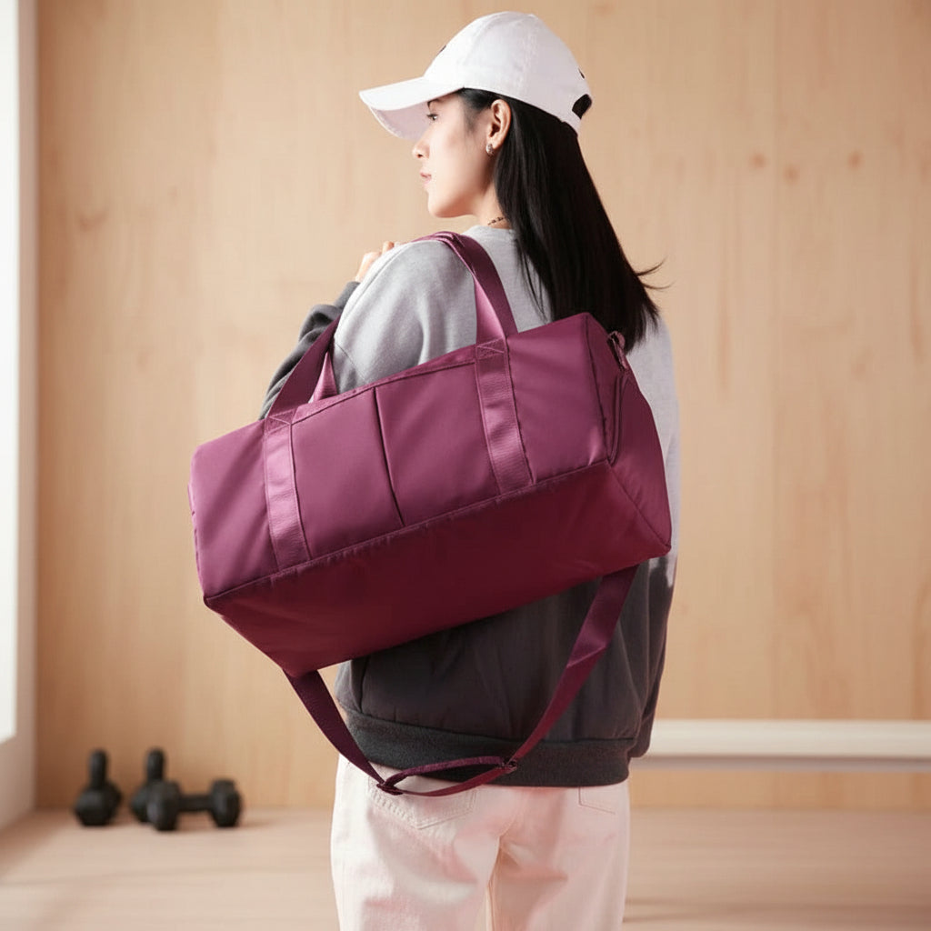 Waterproof Fitness Sports Travel Duffel Bag - Versatile Weekender for Men and Women